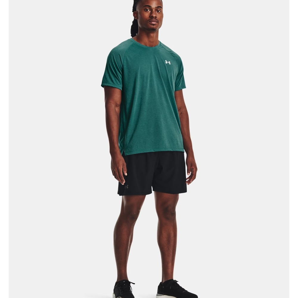 Under Armour® (Men's XL) UA Launch™ Elite 7" Shorts in Black/Reflective - $60 - Picture 3 of 10